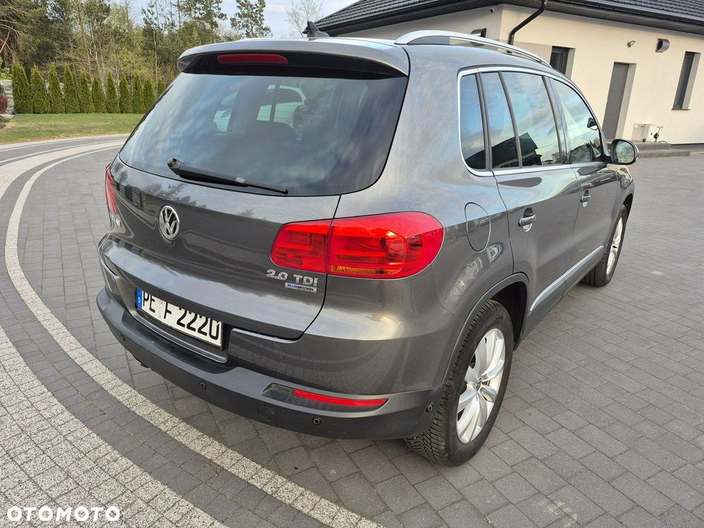 Volkswagen Tiguan - 4