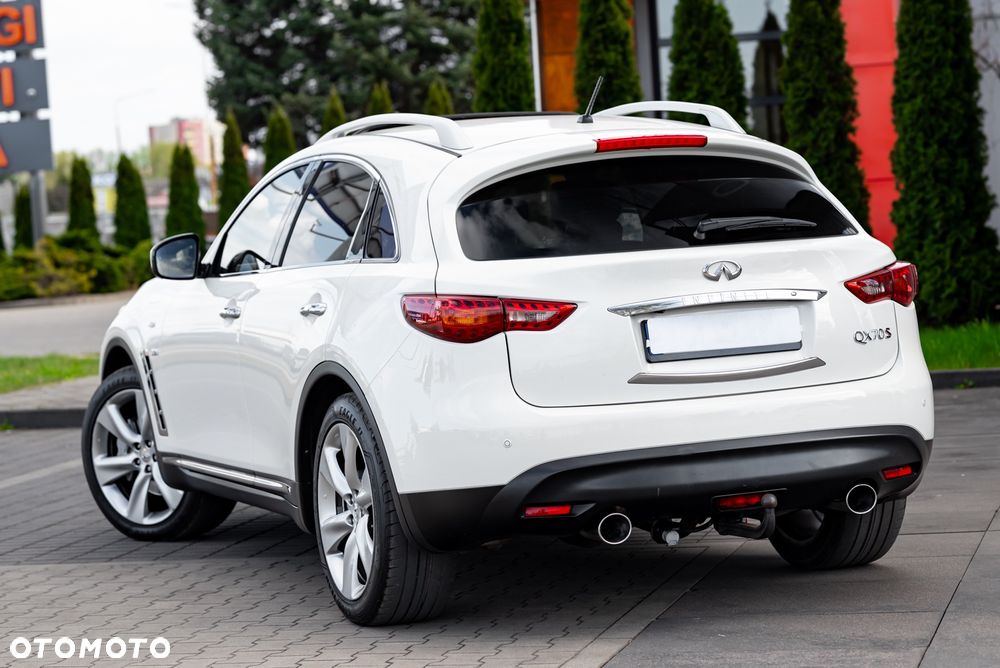 Infiniti QX70 3.0d S - 9
