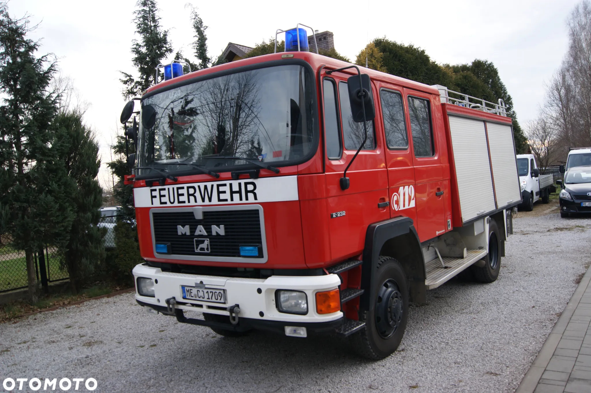 Mercedes-Benz 12232 - 9
