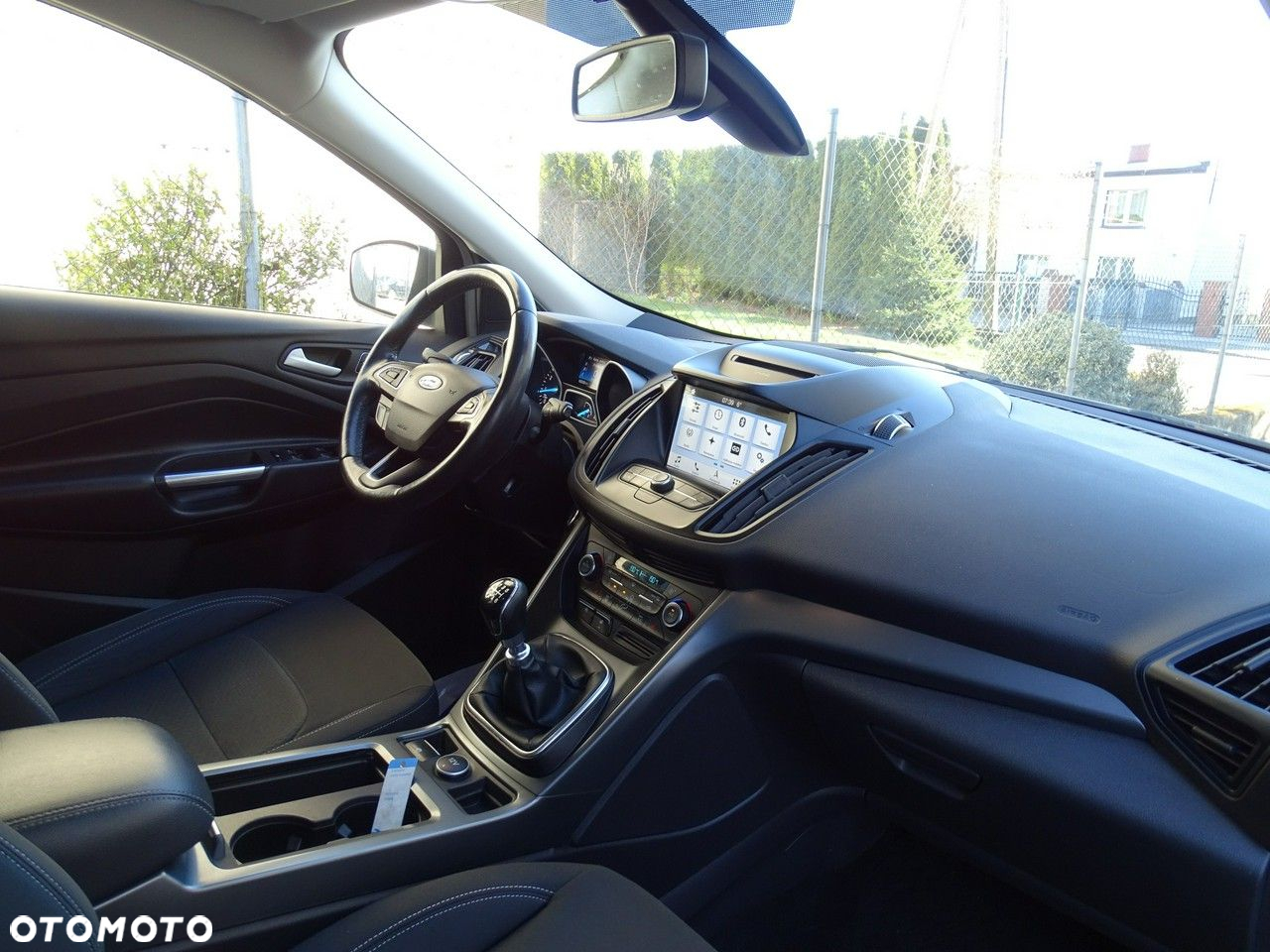 Ford Kuga - 17