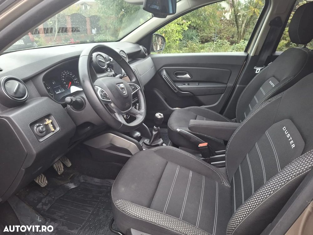 Dacia Duster 1.5 dCi 4WD Prestige jante 17" - 6