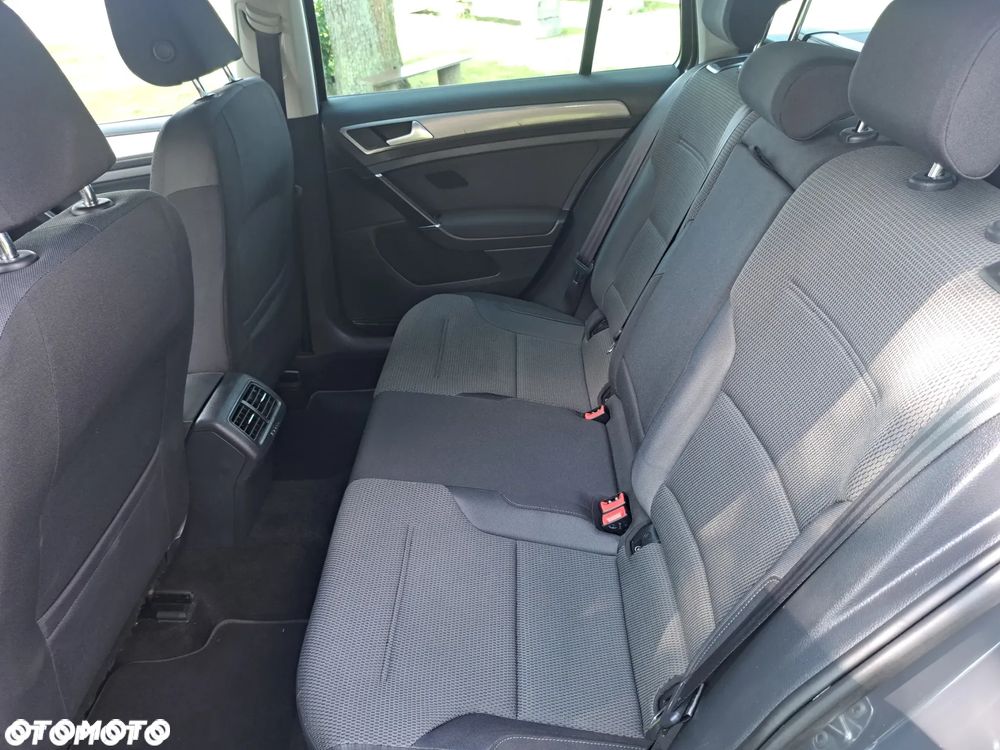 Volkswagen Golf 2.0 TDI (BlueMotion Technology) DSG Comfortline - 9