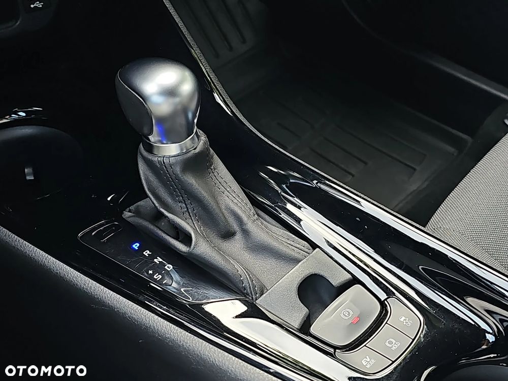 Toyota C-HR 2.0 Hybrid Dynamic Force Style - 24