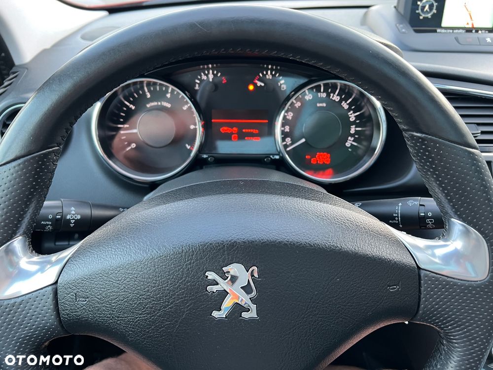 Peugeot 3008 1.6 THP Allure - 31