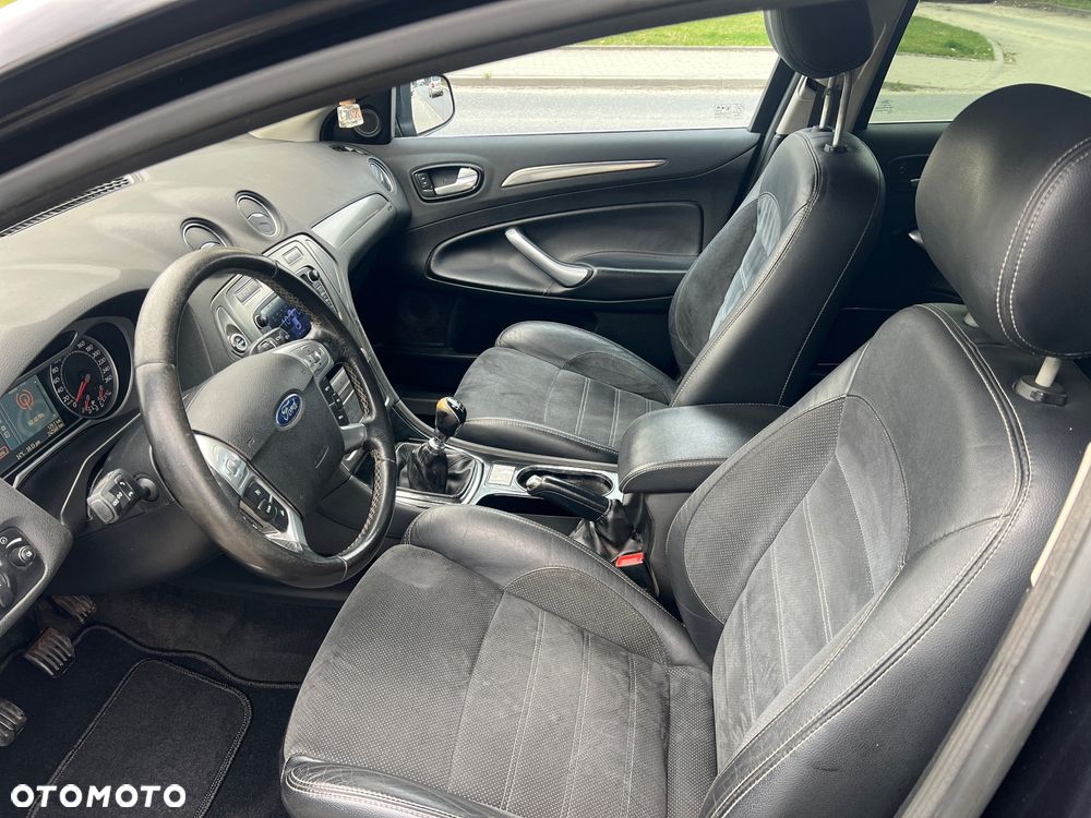 Ford Mondeo 2.0 TDCi Titanium X - 14