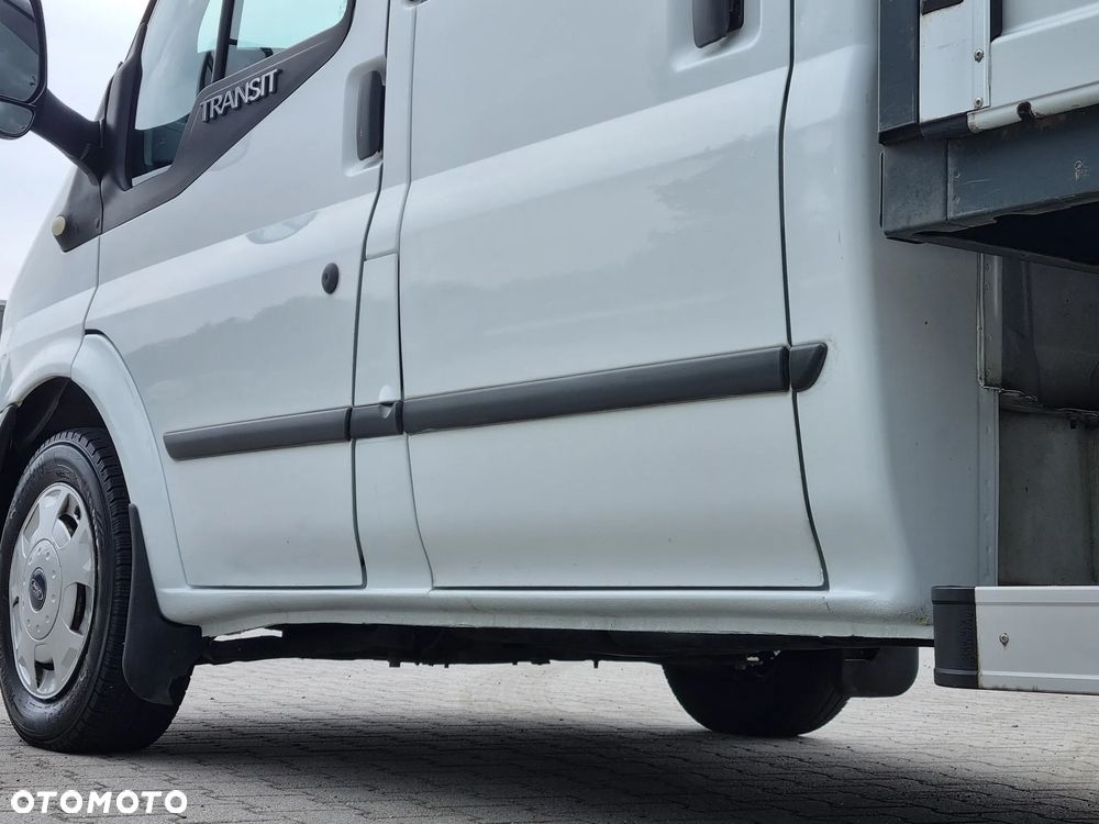 Ford Transit - 16