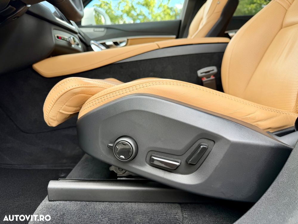 Volvo XC 90 - 26