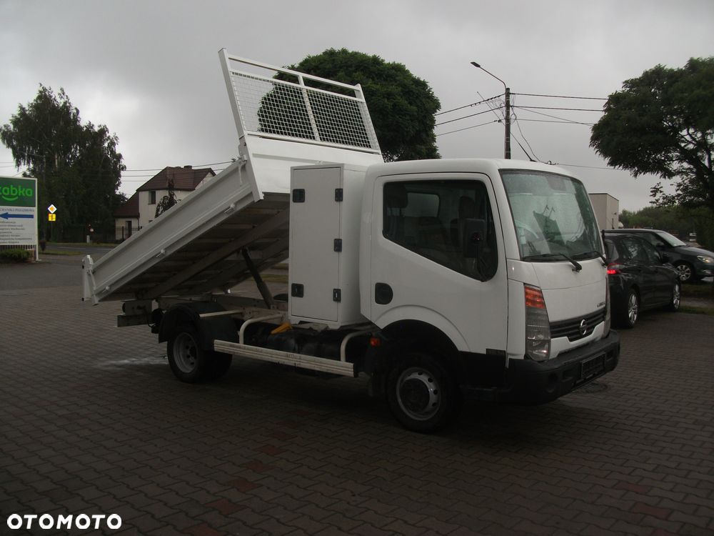 Nissan cabstar - 16