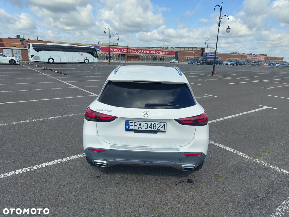 Mercedes-Benz GLA 250 Progressive - 9