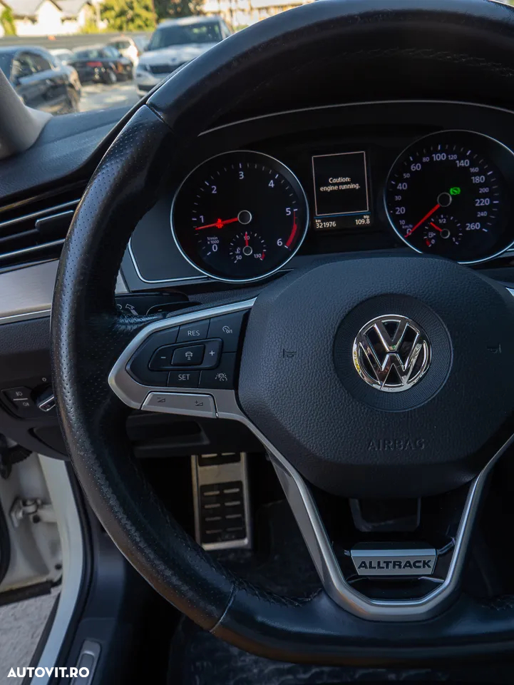 Volkswagen Passat Alltrack 2.0 TDI SCR 4Motion DSG - 13