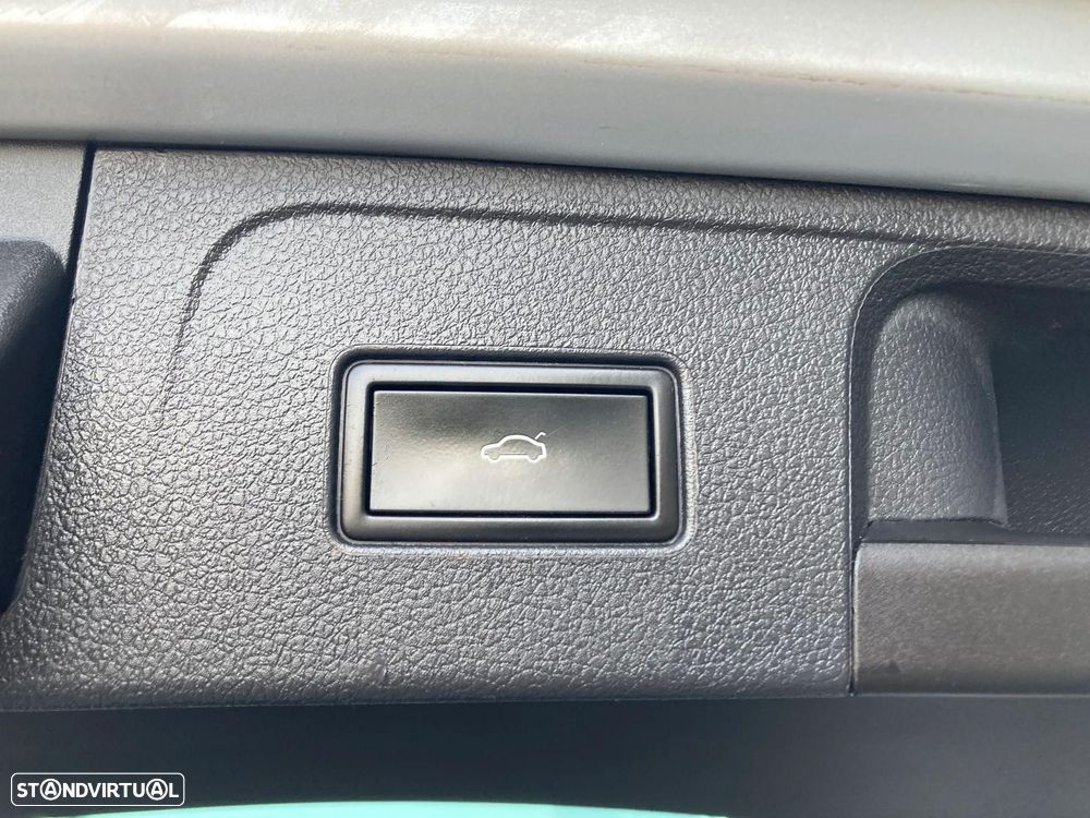 VW Passat Variant 1.4 TSI GTE Plug-in - 32
