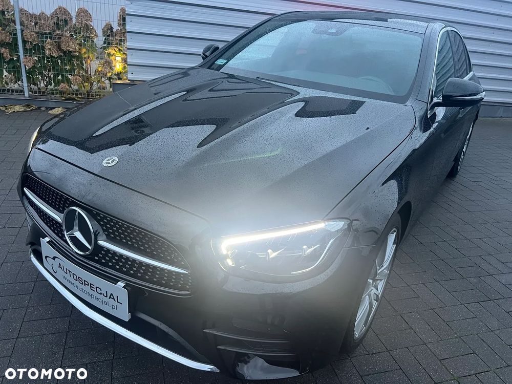 Mercedes-Benz Klasa E 200 4-Matic 9G-TRONIC - 6