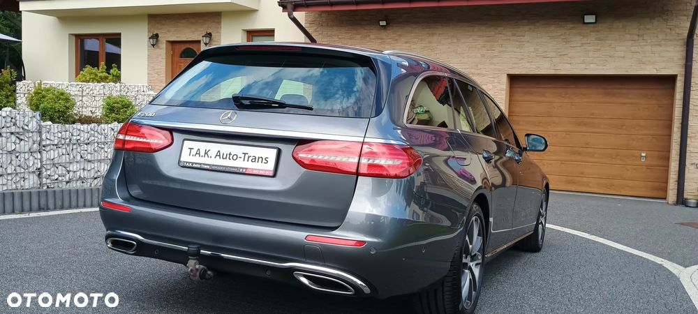 Mercedes-Benz Klasa E 200 CGI BlueEFFICIENCY Automatik Avantgarde - 15