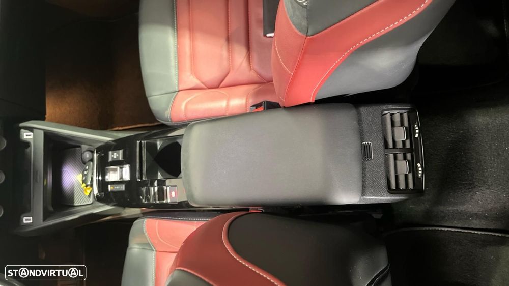 Citroën C4 1.2 PureTech Shine EAT8 - 23