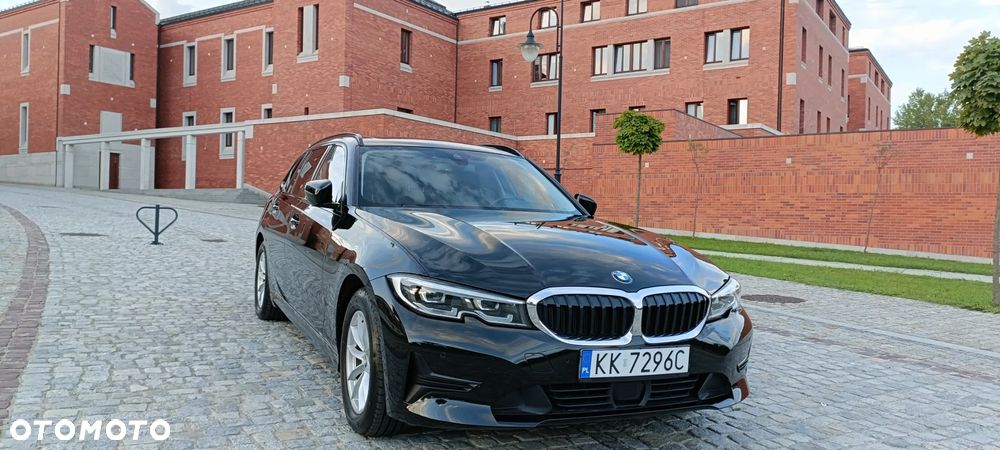 BMW Seria 3 320d Sport Line - 1