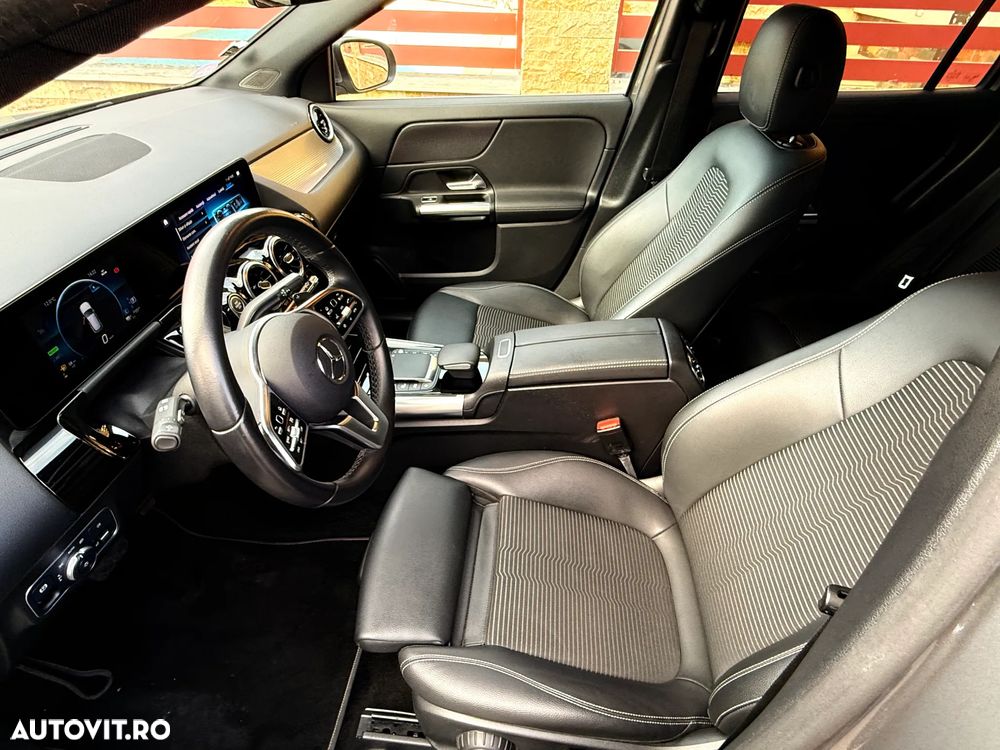 Mercedes-Benz GLA 250 e 8G-DCT Special Edition - 40