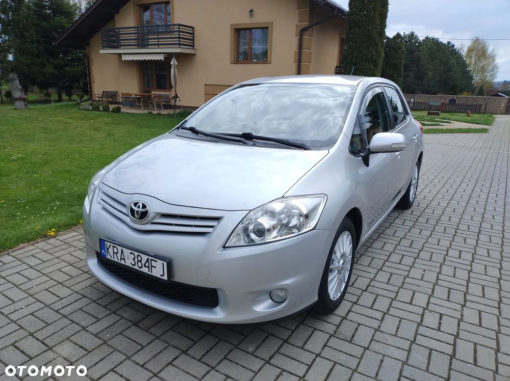 Toyota Auris 1.33 VVT-i - 17