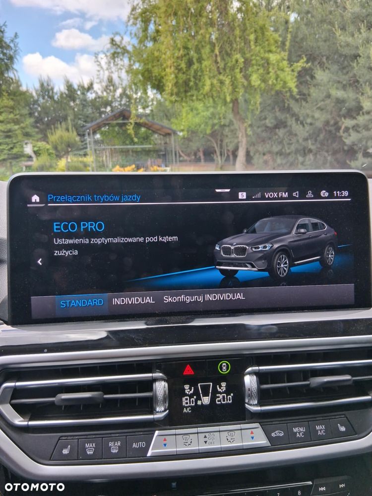 BMW X4 xDrive20d - 11