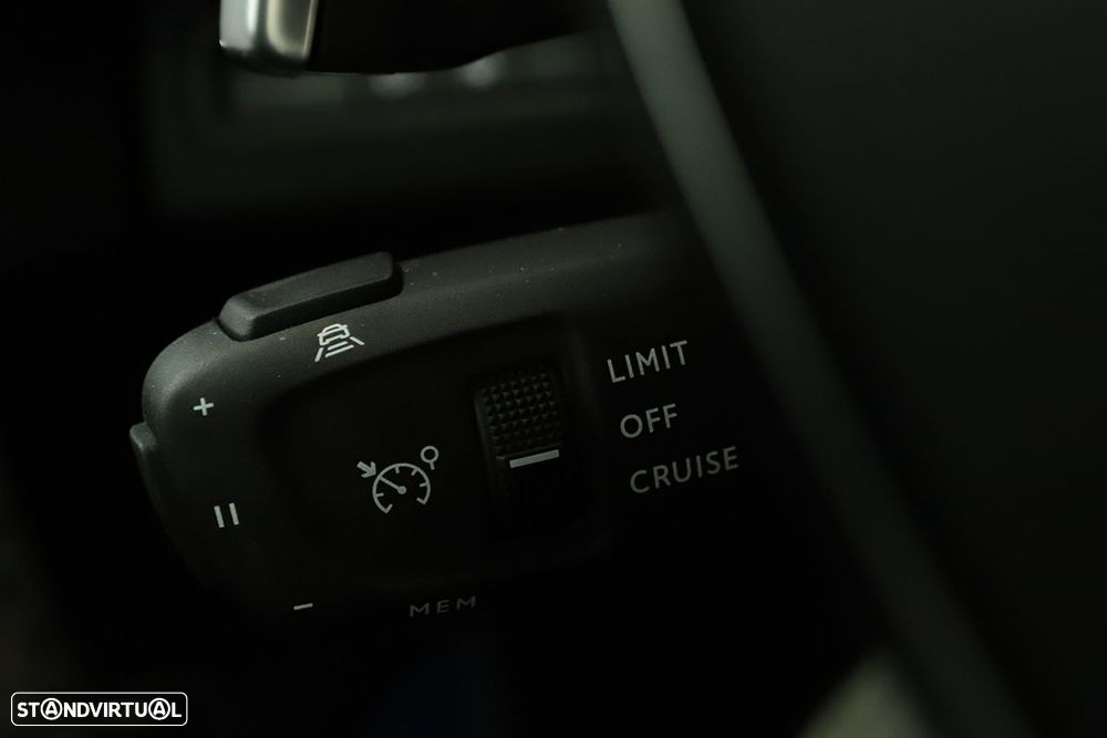 Peugeot 3008 1.2 PureTech GT EAT8 - 18