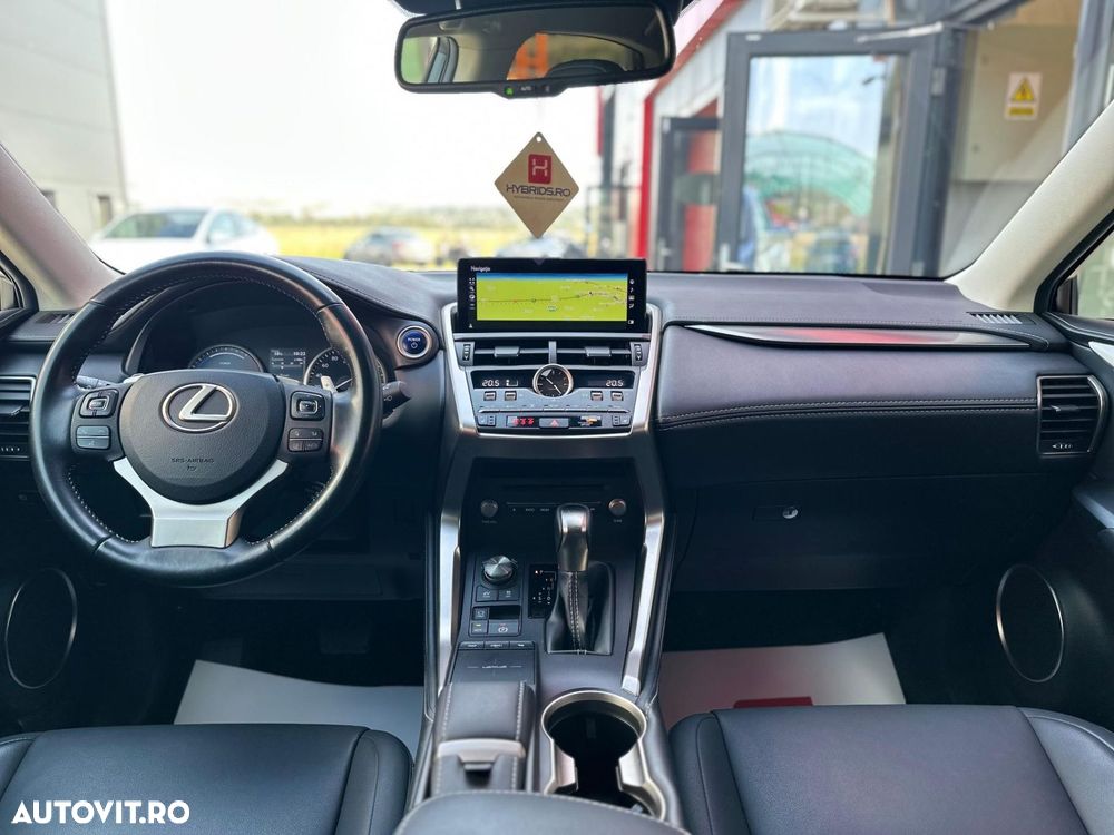 Lexus Seria NX 300h AWD Executive Plus - 29
