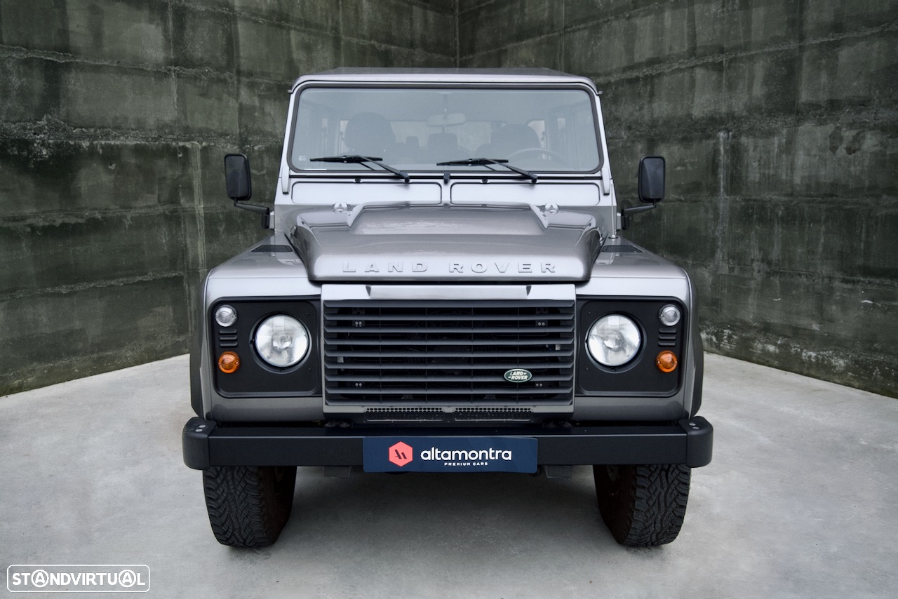 Land Rover Defender 110 SW 2.4 CRD S - 2