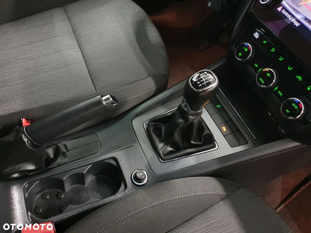 Skoda Octavia 2.0 TDI (Green tec) Style - 18
