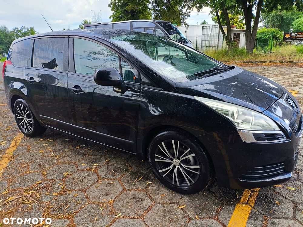 Peugeot 5008 - 4