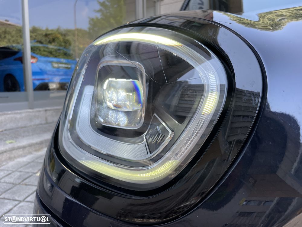 MINI Countryman Cooper SE ALL4 Auto - 21