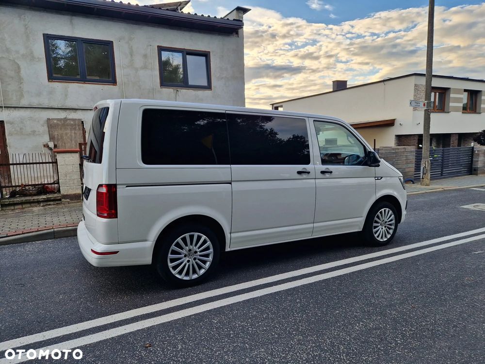 Volkswagen Multivan - 5