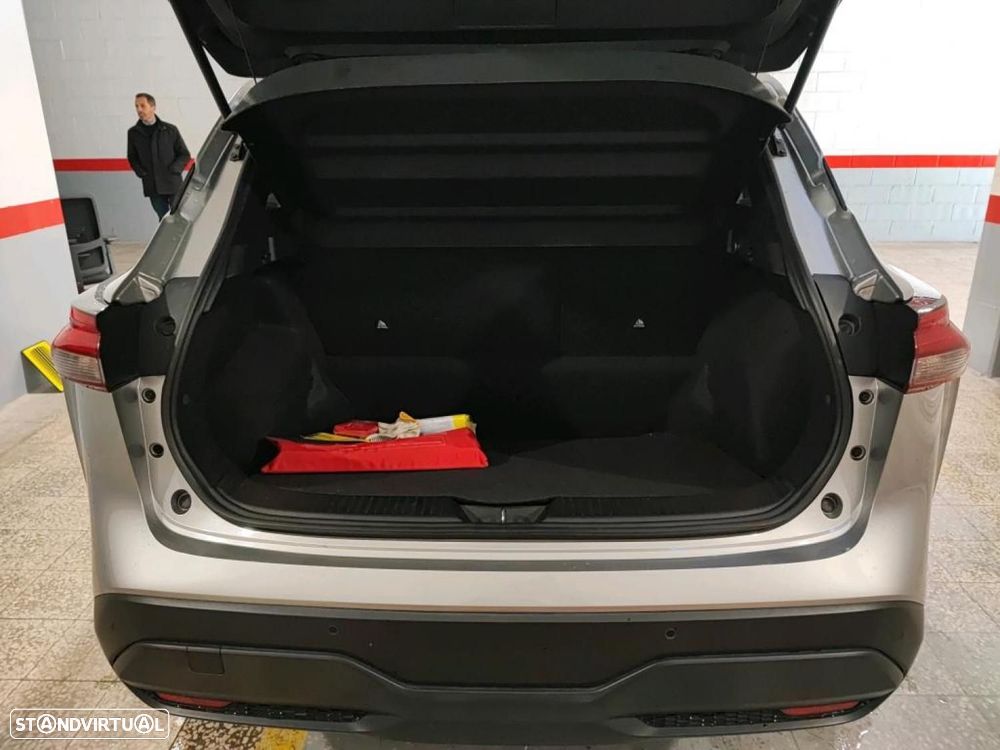 Nissan Qashqai 1.3 DIG-T N-Connecta - 12