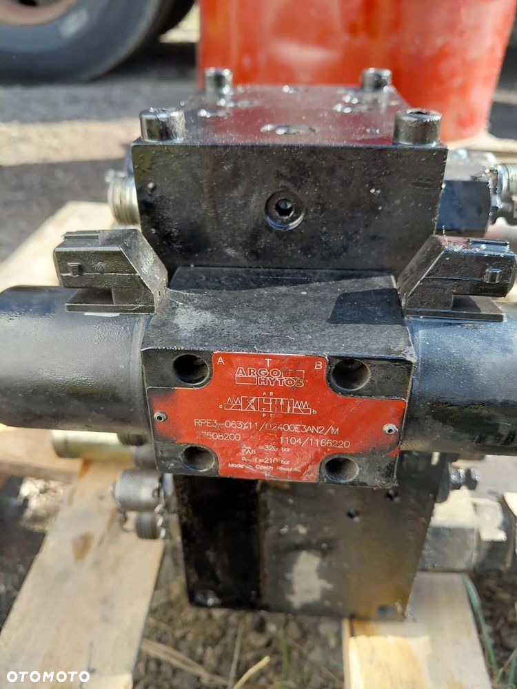 Rozdzielacz blok hydrauliczny FAUN - 5