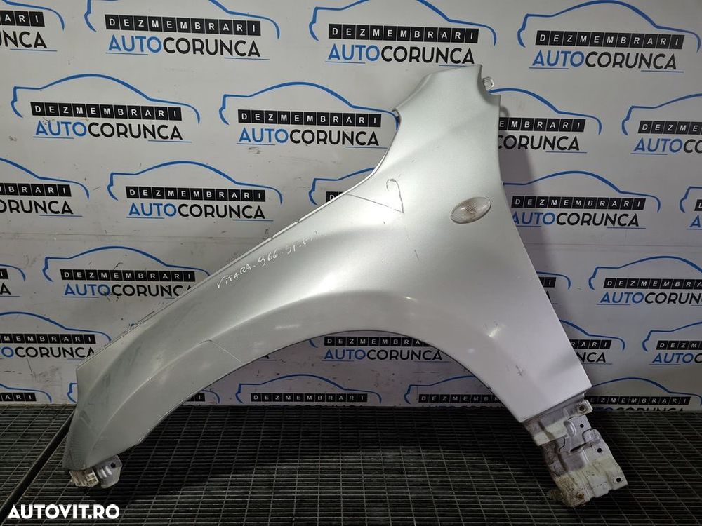 Aripa Stanga Fata Suzuki Grand Vitara 2006 - 2012 2 Usi ARGINTIU (966) ZGÂRIATA - 1