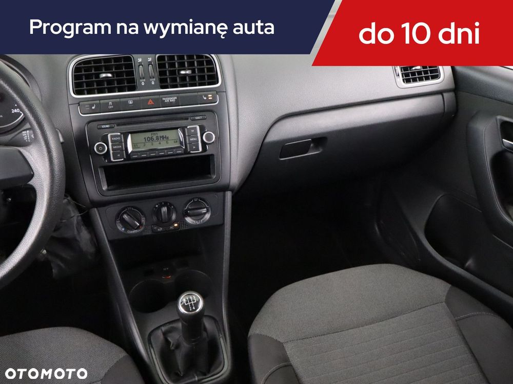 Volkswagen Polo - 10