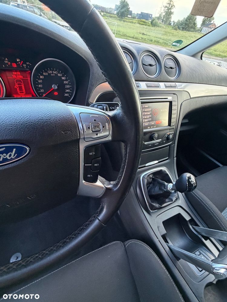 Ford Galaxy 2.0 TDCi Titanium - 18