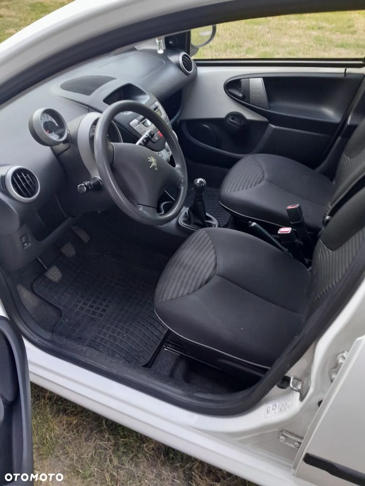 Peugeot 107 - 9