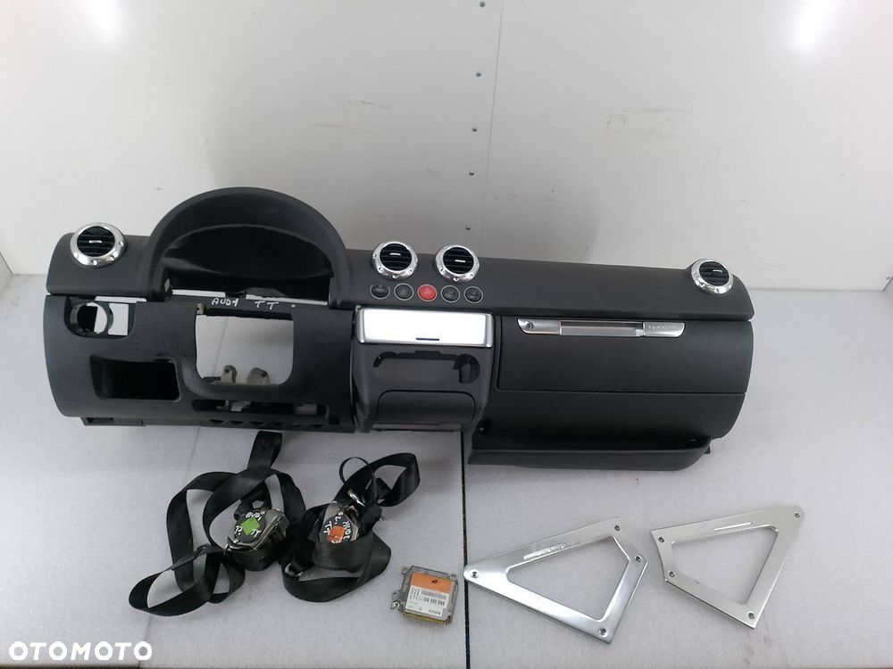 DESKA ROZDZIELCZA,KONSOLA PODUSZKI SENSOR PASY AUDI TT 8N3 - 1