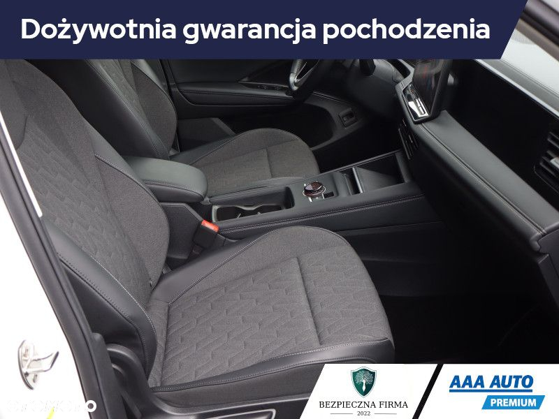 Volkswagen Tiguan - 10