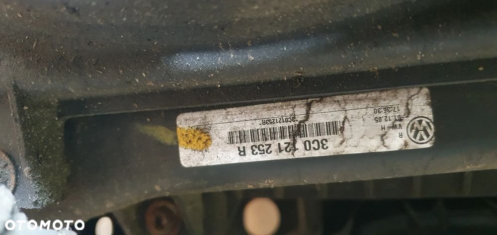 Pas przedni wzmocnienie chłodnica chłodnice wentylatory VW Passat B6 2.0 TDI 3C0121253R - 8