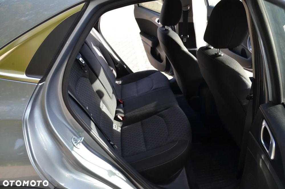 Kia XCeed - 27