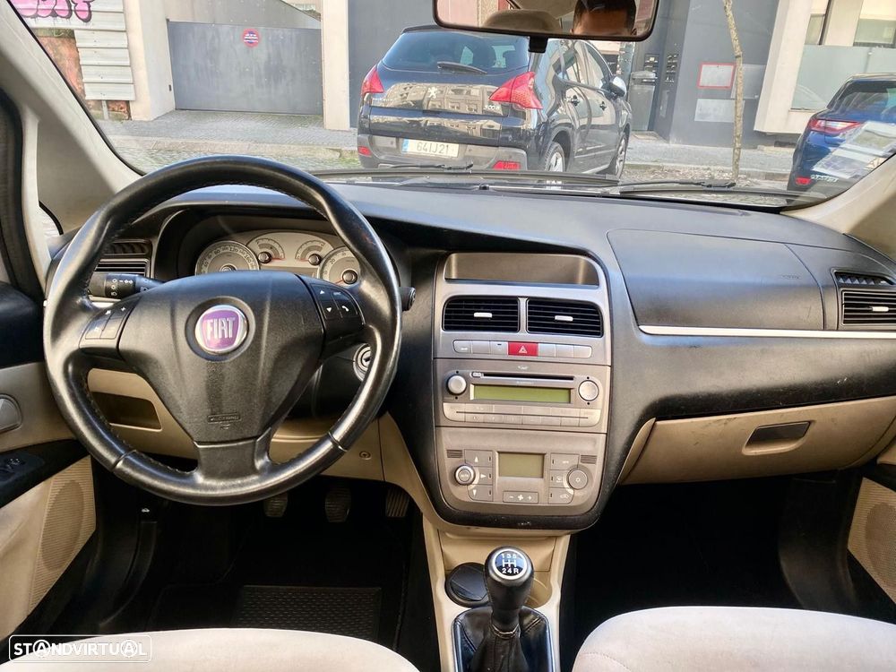 Fiat Linea 1.3 M-Jet Emotion - 10