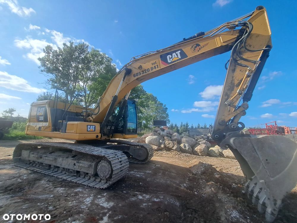 Caterpillar 320 - 3