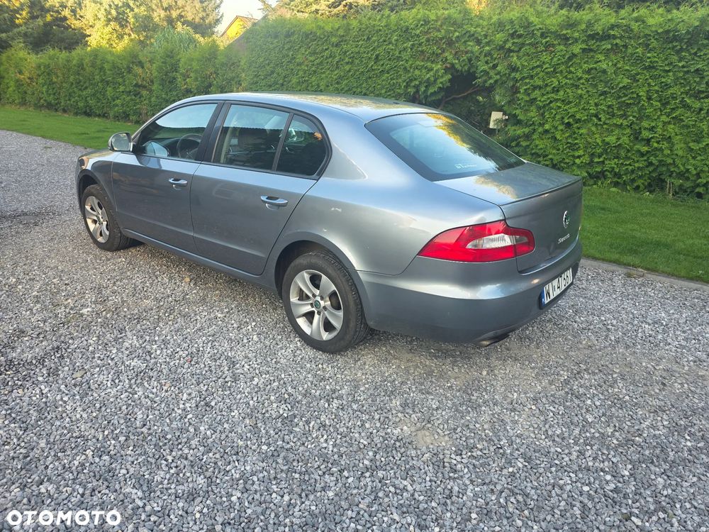 Skoda Superb 2.0 TDI Ambition Outdoor DSG - 9