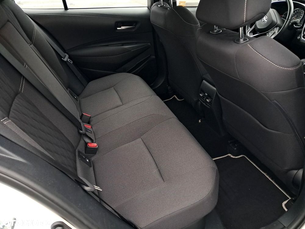 Toyota Corolla 1.8 Hybrid Comfort - 11