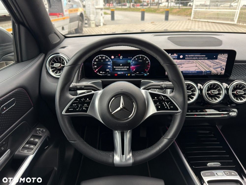 Mercedes-Benz GLB - 19