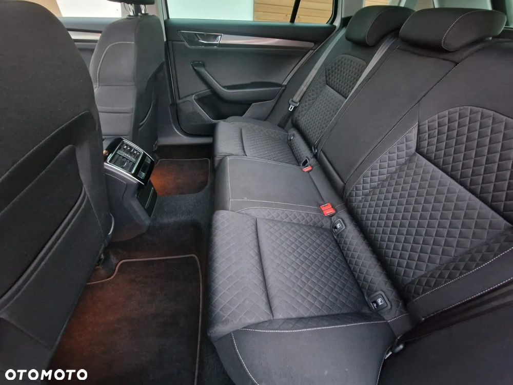 Skoda Superb 1.5 TSI ACT DSG Ambition - 16