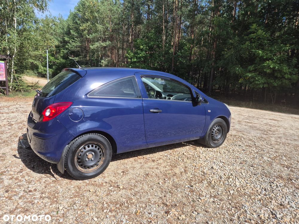 Opel Corsa 1.2 16V Cosmo - 4