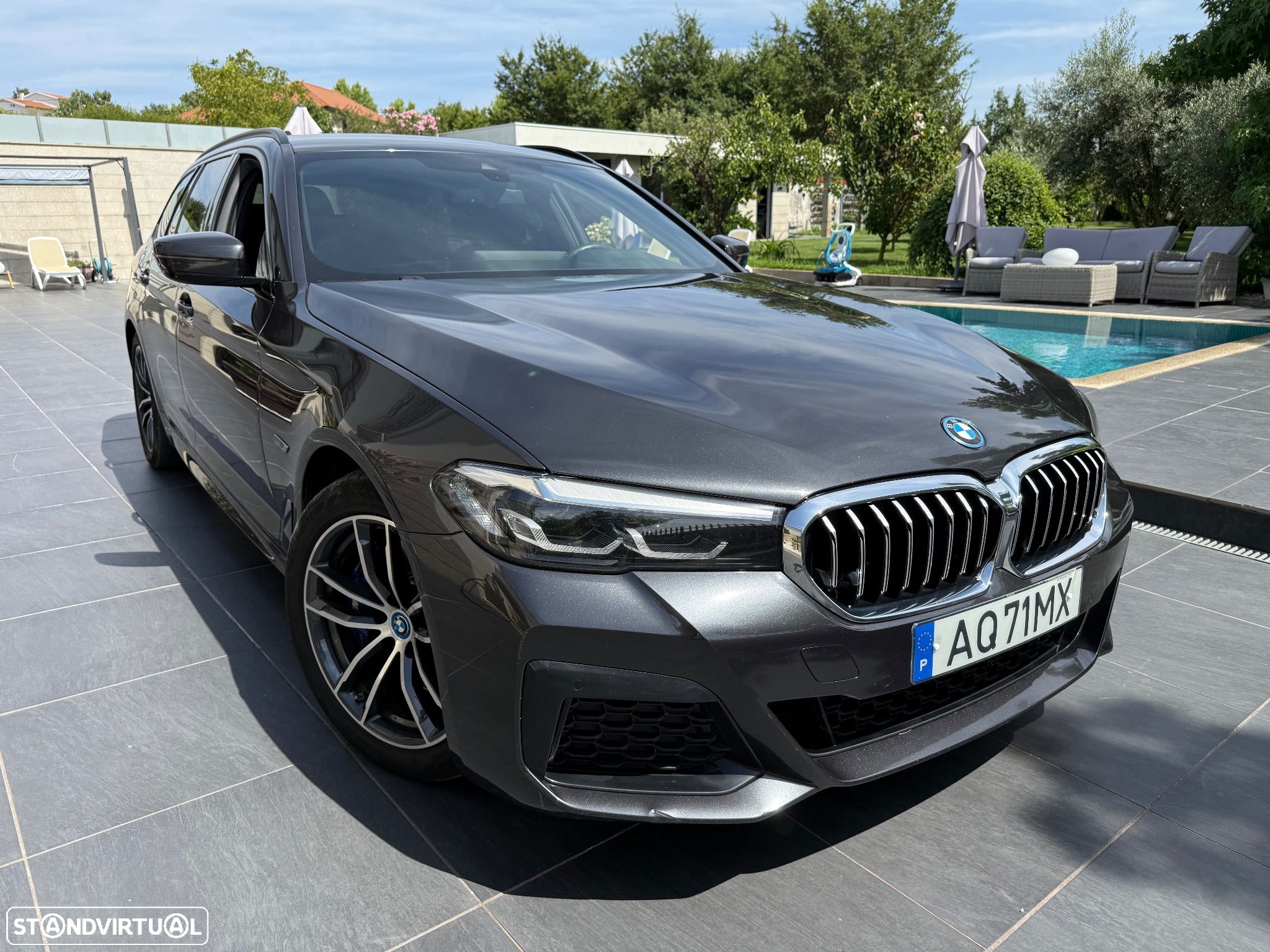 BMW 530 e Pack Desportivo M - 1