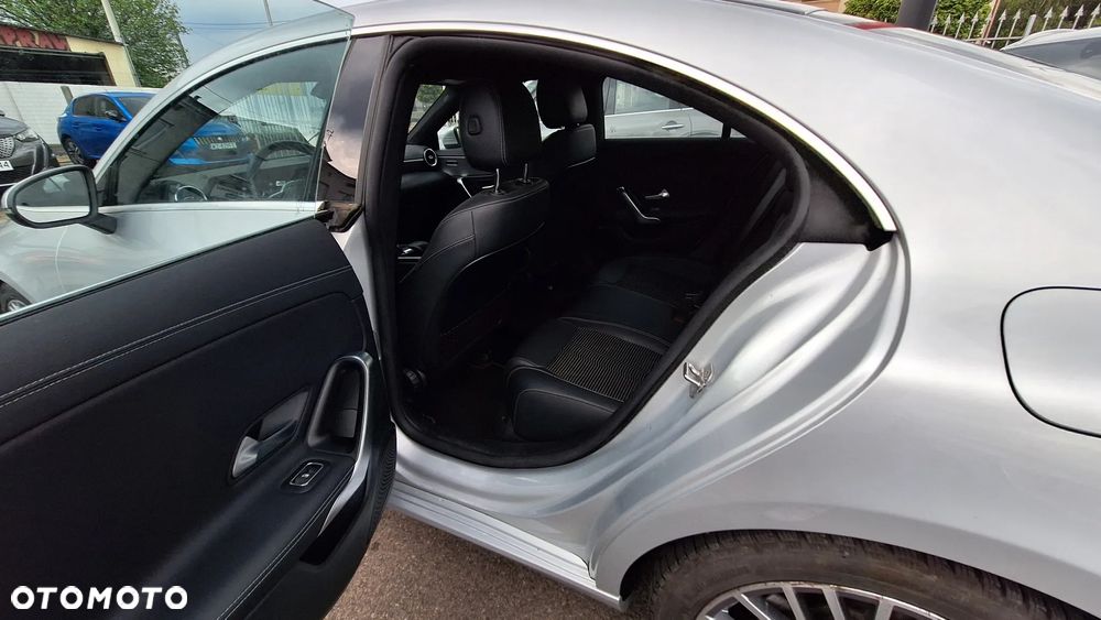 Mercedes-Benz CLA - 16