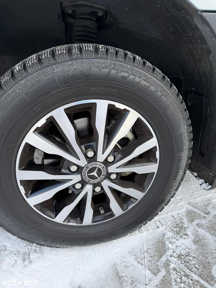 Mercedes-Benz Sprinter - 8