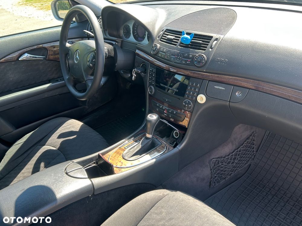 Mercedes-Benz Klasa E 220 CDI Automatik Classic - 19